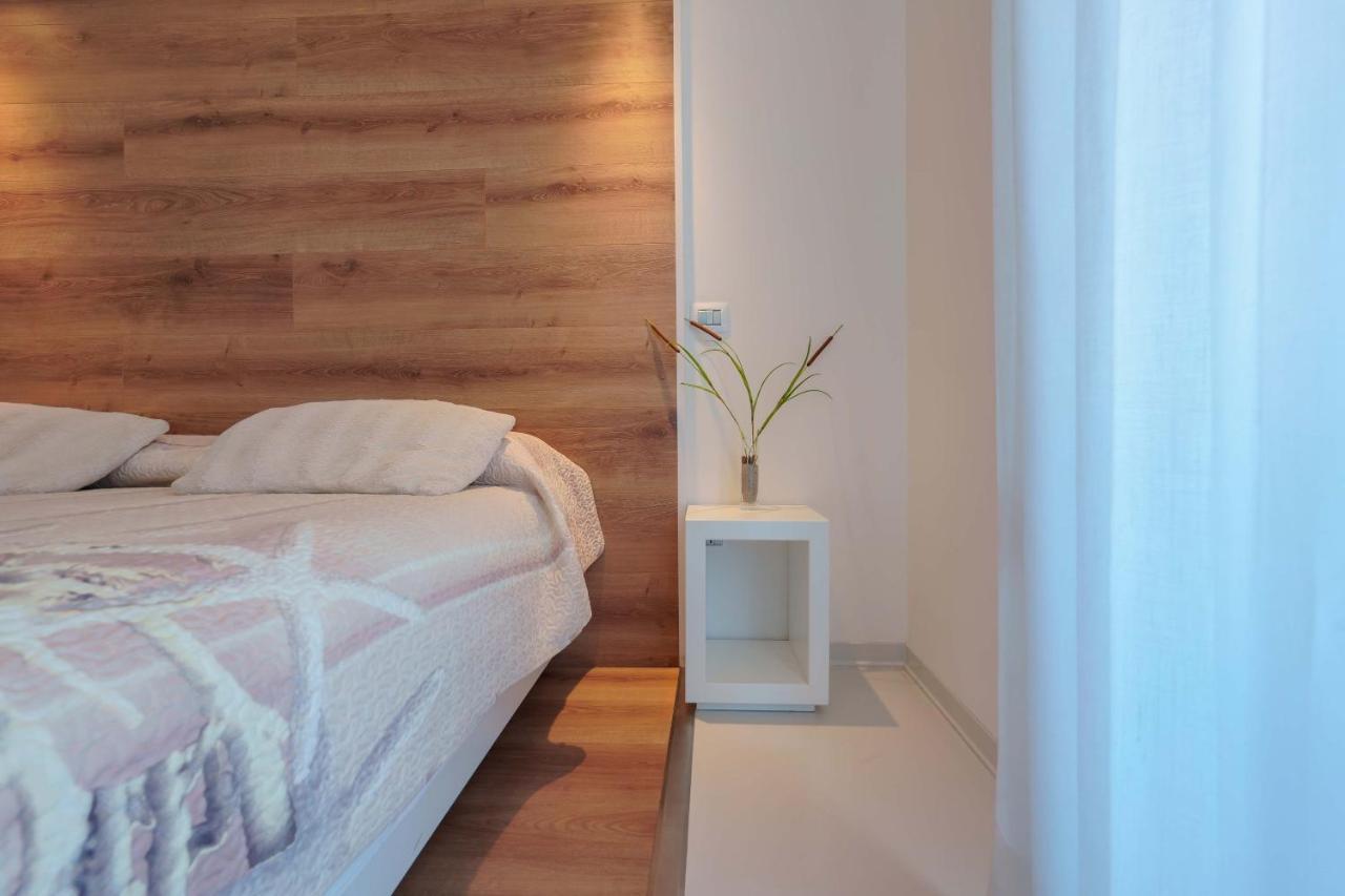 Petrarca Venti Rooms - Eja Sardinia Cagliari Exterior photo