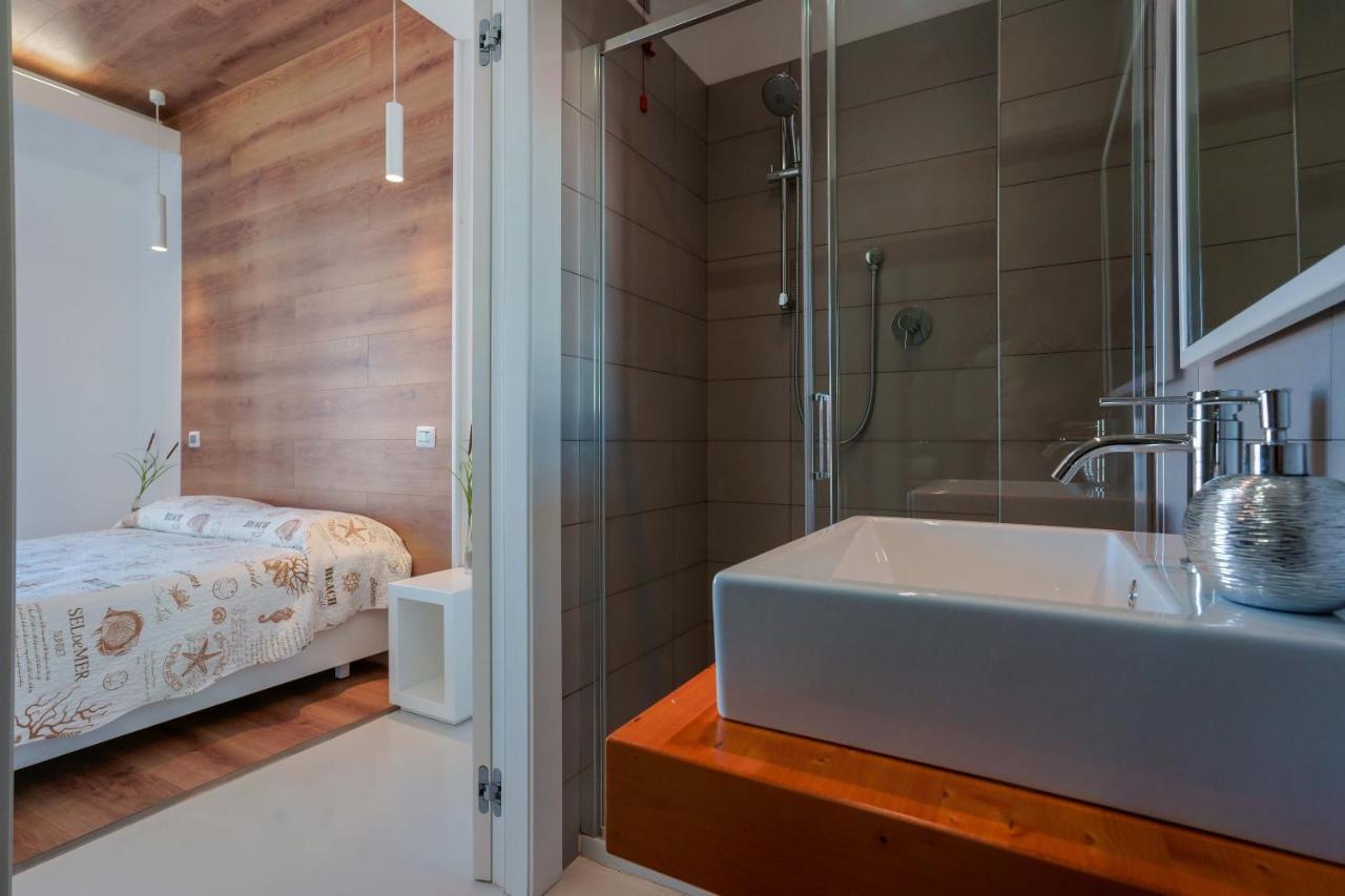 Petrarca Venti Rooms - Eja Sardinia Cagliari Exterior photo